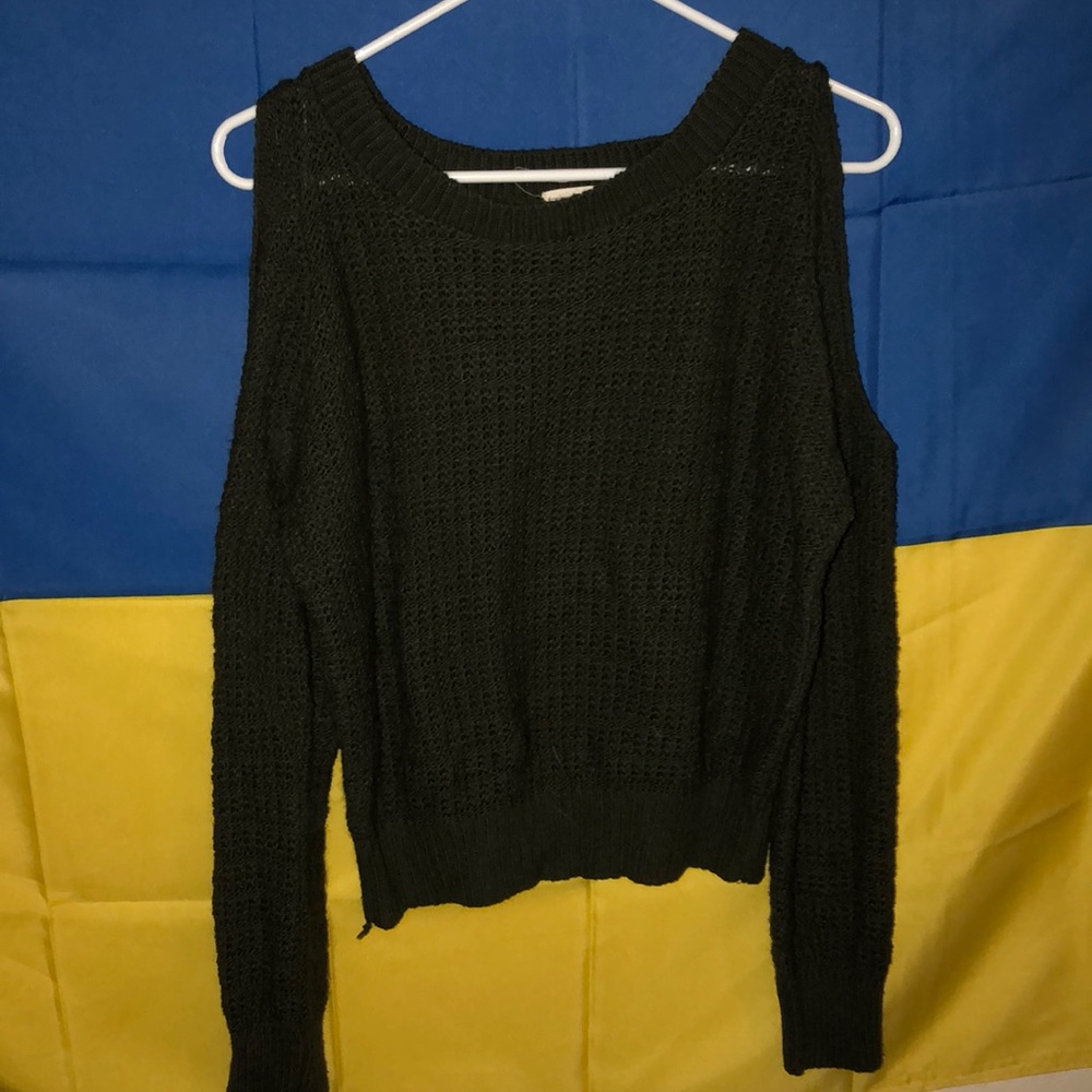 Grunge olive green shoulder cut out sweater